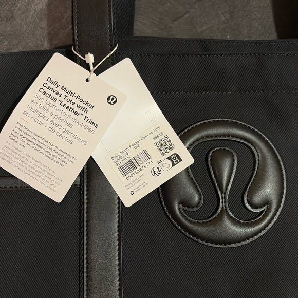 lululemon athletica Handbags - Luluemon Canvas Tote -New w/tags